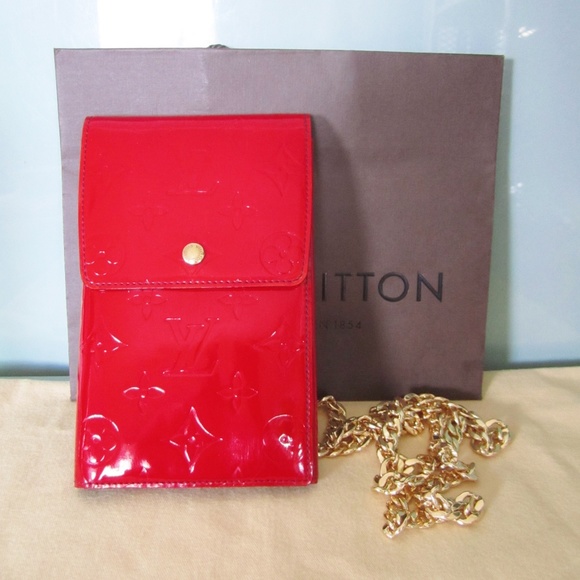 Louis Vuitton Handbags - Louis Vuitton Pochette Vernis Walker Wallet.
